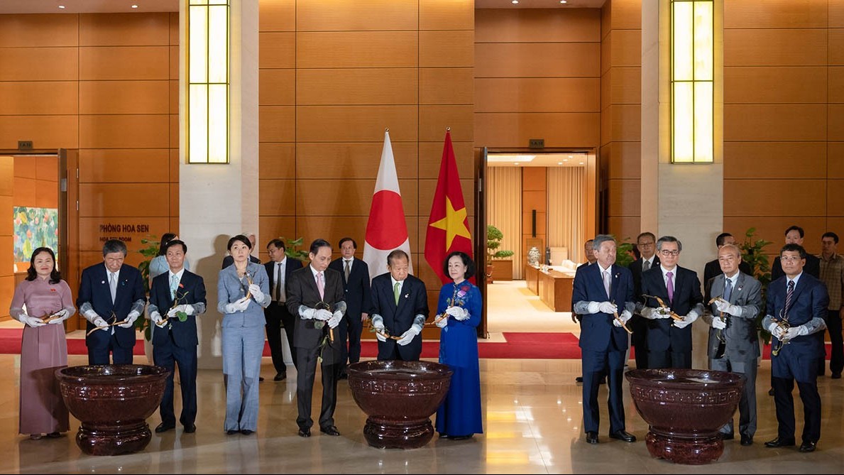 Việt Nam-Nhật Bản: Trao truyền mối thâm tình cho các thế hệ sau