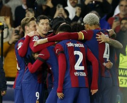 Vòng loại UEFA Champions League: Hình ảnh trận đấu Barca ngược dòng thành công trước FC Porto