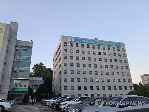 Hàn Quốc: Seoul sắp thí điểm sử dụng robot trợ giảng giáo viên tiếng Anh Hàn Quốc: Seoul sắp thí điểm sử dụng robot trợ giảng giáo viên tiếng Anh