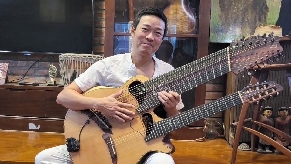 Kẻ lãng du với cây đàn guitar (Kỳ 1)