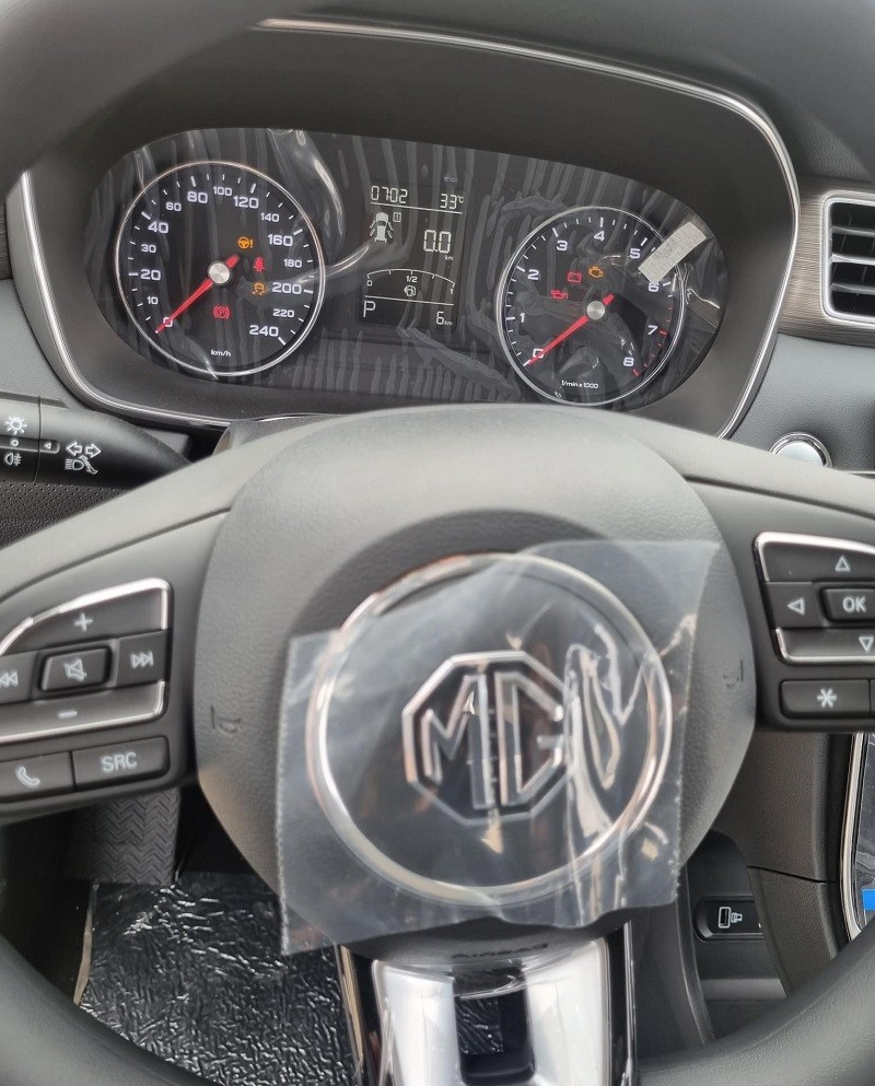 Cận cảnh MG RX5 2023 bản tiêu chuẩn vừa về Việt Nam, giá từ 699 triệu đồng Cận cảnh MG RX5 2023 bản tiêu chuẩn vừa về Việt Nam, giá từ 699 triệu đồng