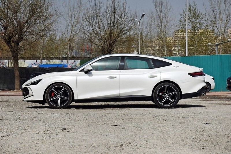 MG7 2023 dự kiến ra mắt tại Việt Nam trong tháng 12, giá chỉ 750 triệu đồng MG7 2023 dự kiến ra mắt tại Việt Nam trong tháng 12, giá chỉ 750 triệu đồng