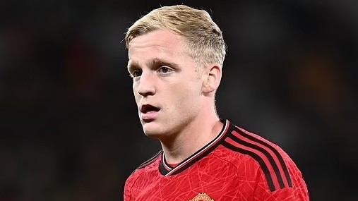 Chuyển nhượng cầu thủ mùa Đông: Donny van de Beek được phép rời MU