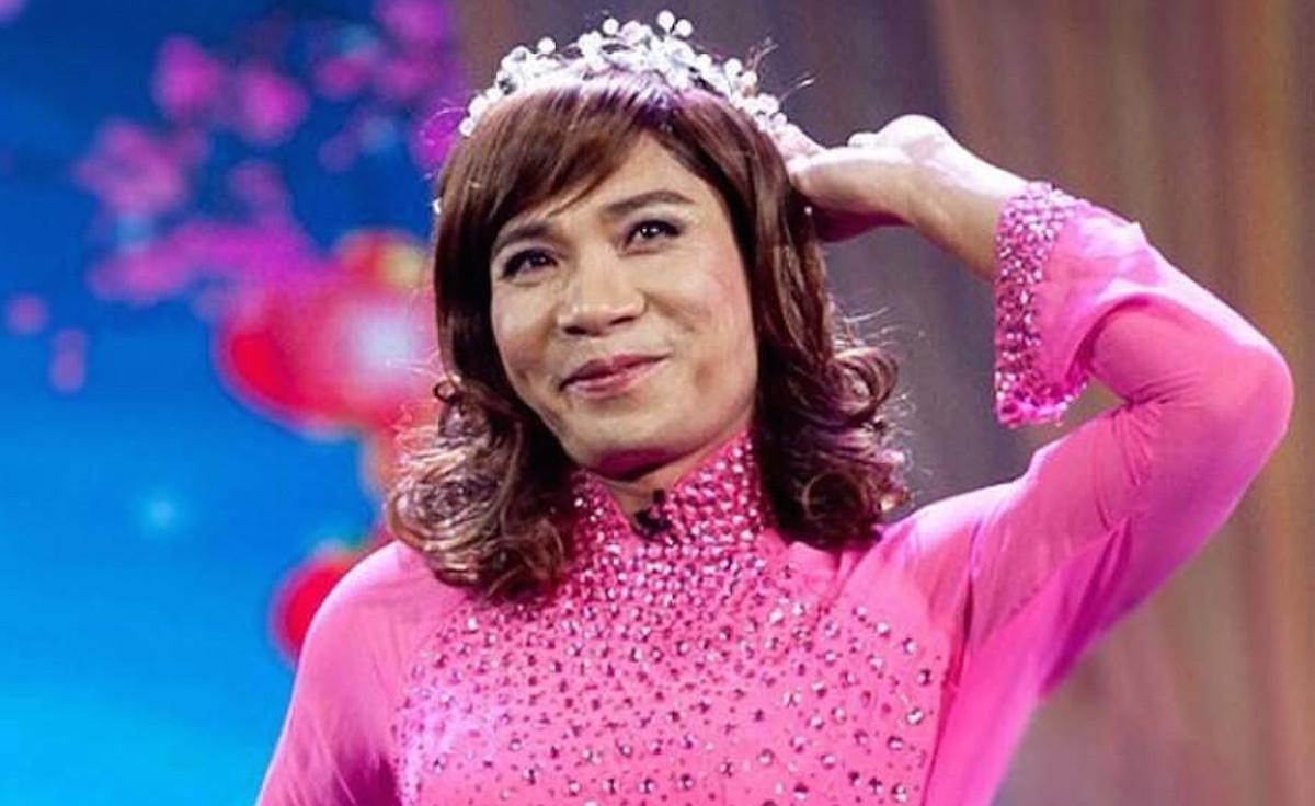 tạo hình của diễn viên Công ty trong 'táo quân'. (Nguôn: Báo Thanh niên) tạo hình của diễn viên Công ty trong 'táo quân'. (Nguôn: Báo Thanh niên)