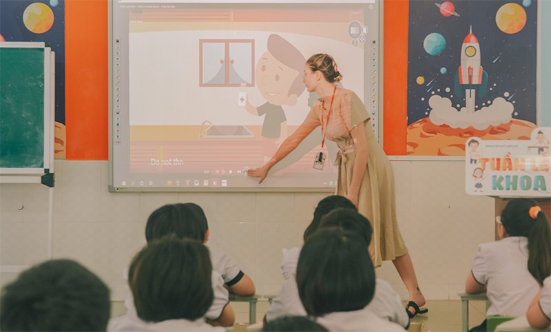 Bài giảng số iDIGI hỗ trợ giáo viên truyền đạt kiến thức một cách rõ ràng và sinh động Bài giảng số iDIGI hỗ trợ giáo viên truyền đạt kiến thức một cách rõ ràng và sinh động