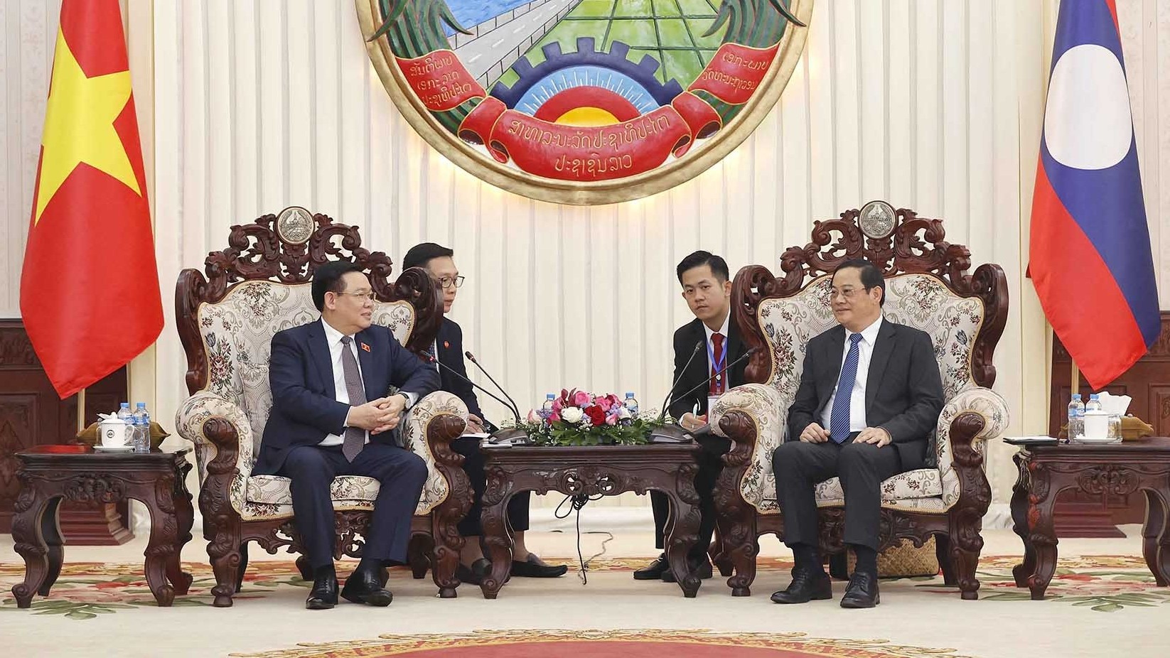 Việt Nam luôn dành ưu tiên cao nhất cho mối quan hệ truyền thống đặc biệt với Lào