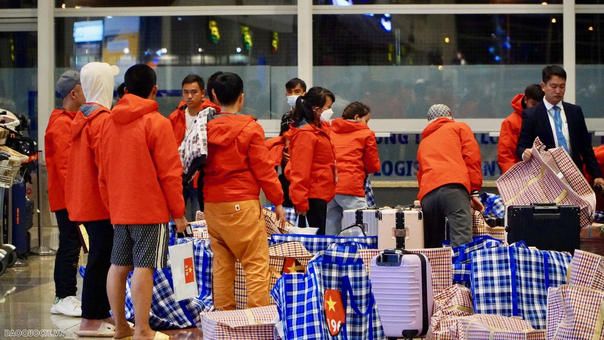 Chính phủ tiếp tục tổ chức các chuyến bay miễn phí đưa công dân từ Bang Shan, Myanmar về nước