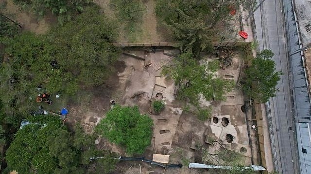 Mexico phát hiện nhiều ngôi mộ cổ niên đại 3.500 năm