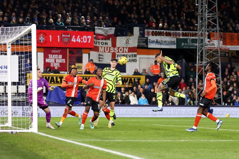 Ngoại hạng Anh: Hình ảnh trận đấu Arsenal