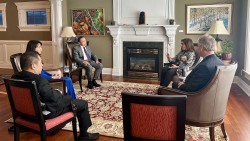 Thúc đẩy hợp tác toàn diện với tỉnh bang Alberta, Canada