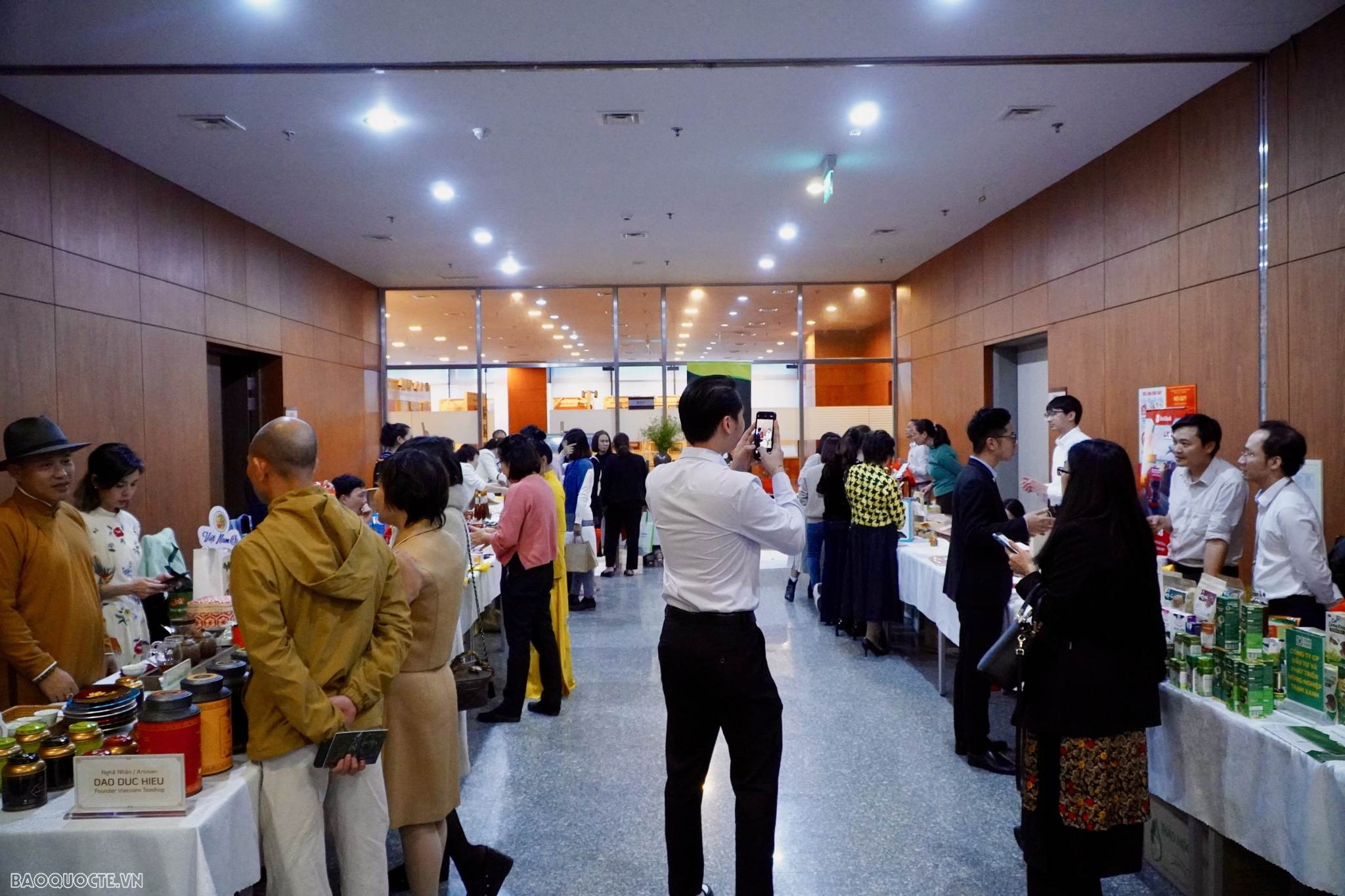 Tọa đàm “Nâng cao hiệu quả quảng bá nông sản Việt Nam tại khu vực Trung Đông - Bắc Phi” Tọa đàm “Nâng cao hiệu quả quảng bá nông sản Việt Nam tại khu vực Trung Đông - Bắc Phi”