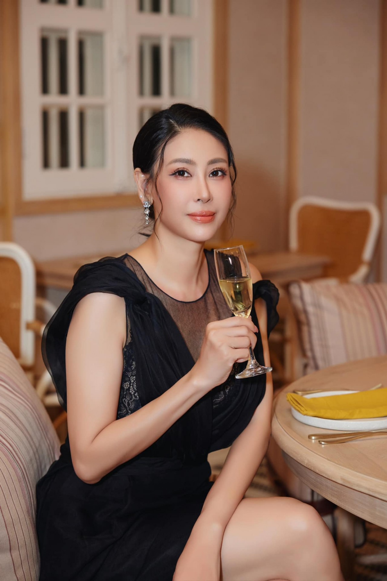 Hoa hậu Hà Kiều Anh