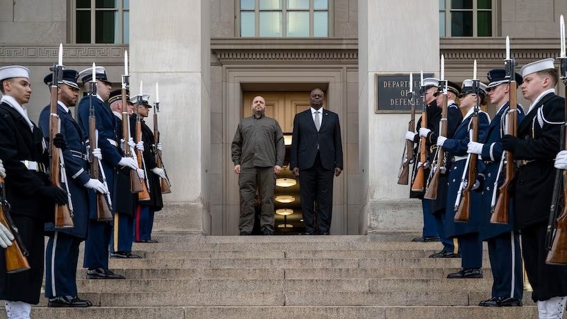 Lầu Năm Góc đón 'khách quý' từ Đông Âu