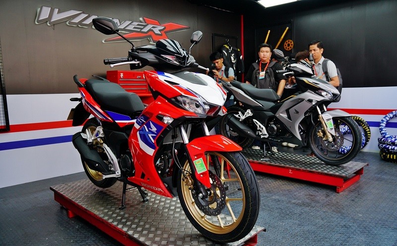Cận cảnh Honda Winner X 2024 vừa ra mắt tại Việt Nam, giá từ 46,16 triệu đồng Cận cảnh Honda Winner X 2024 vừa ra mắt tại Việt Nam, giá từ 46,16 triệu đồng