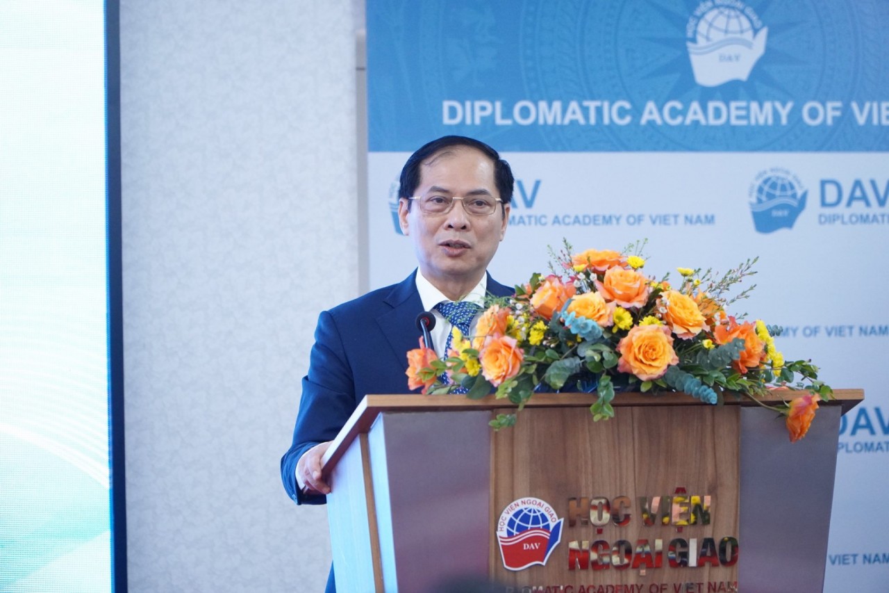 Lễ kỷ niệm 15 năm ngày thành lập ba đơn vị của Học viện Ngoại giao và 30 năm xuất bản tạp chí Nghiên cứu Quốc tế Lễ kỷ niệm 15 năm ngày thành lập ba đơn vị của Học viện Ngoại giao và 30 năm xuất bản tạp chí Nghiên cứu Quốc tế