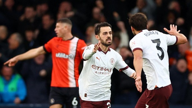 Ngoại hạng Anh: Hình ảnh trận đấu Bernardo Silva, Jack Grealish lập công giúp Man City thắng Luton Town