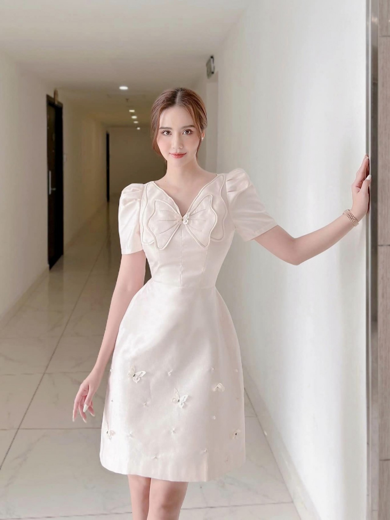 Nhan sắc Phan Minh Huyền