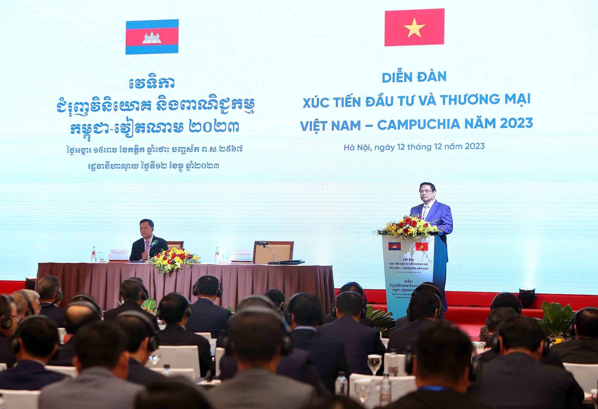 Diễn đàn xúc tiến đầu tư và thương mại Việt Nam-Campuchia Diễn đàn xúc tiến đầu tư và thương mại Việt Nam-Campuchia