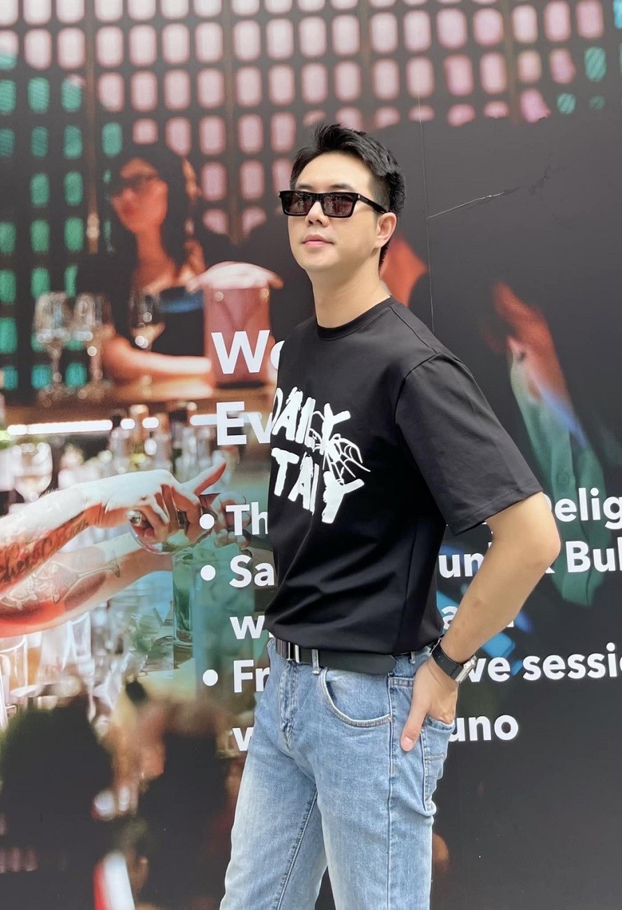 Chúng ta của 8 năm sau Chúng ta của 8 năm sau