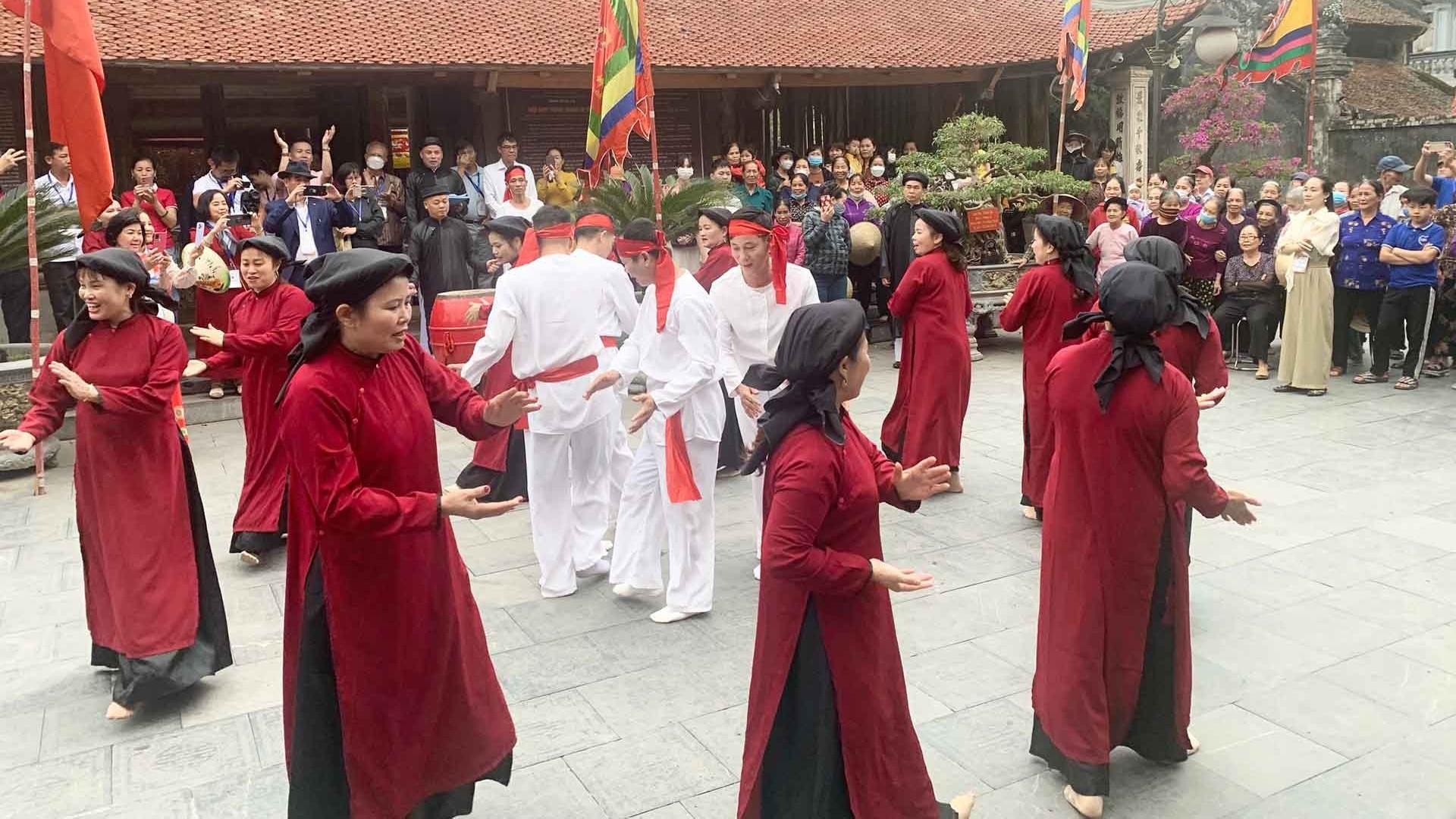 Nâng tầm di sản văn hoá phi vật thể ở Việt Nam