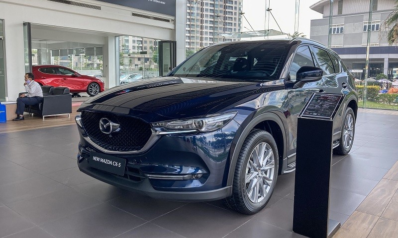 Top 5 xe gầm cao bán chạy nhất tháng 11/2023 Mazda CX-5 tiếp tục dẫn đầu. Top 5 xe gầm cao bán chạy nhất tháng 11/2023 Mazda CX-5 tiếp tục dẫn đầu.