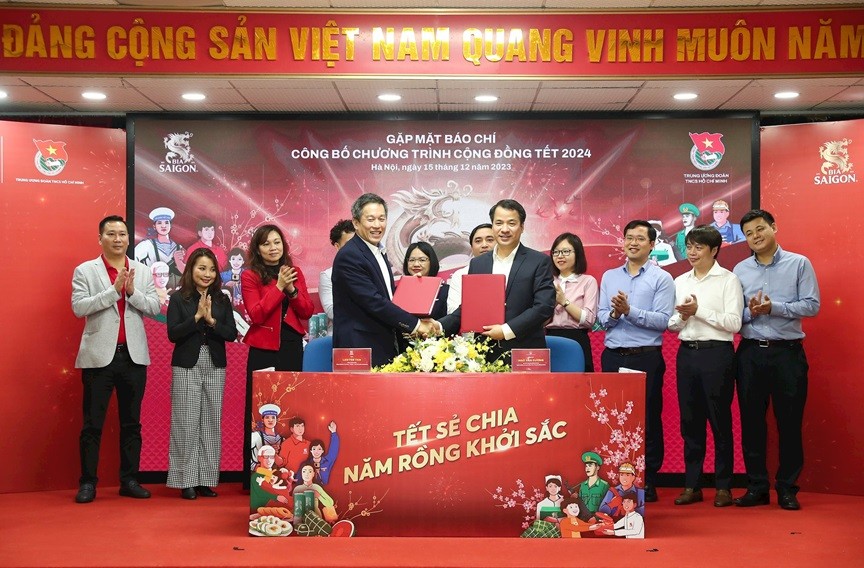 Bringing festive support to over 10,400 individuals across 25 provinces nationwide Khởi động chương trình 'Tết sẻ chia, năm Rồng khởi sắc'