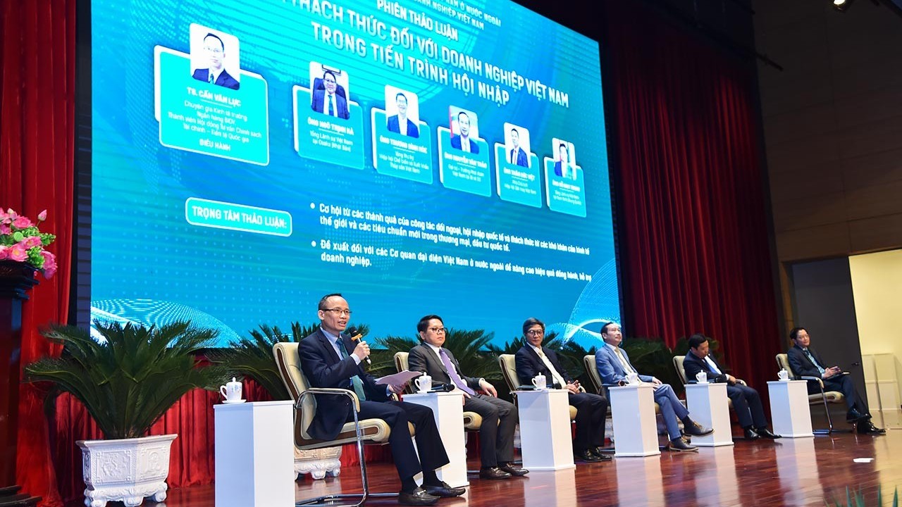 Đại sứ và doanh nghiệp bàn giải pháp khắc phục thách thức, tận dụng cơ hội, hội nhập thành công