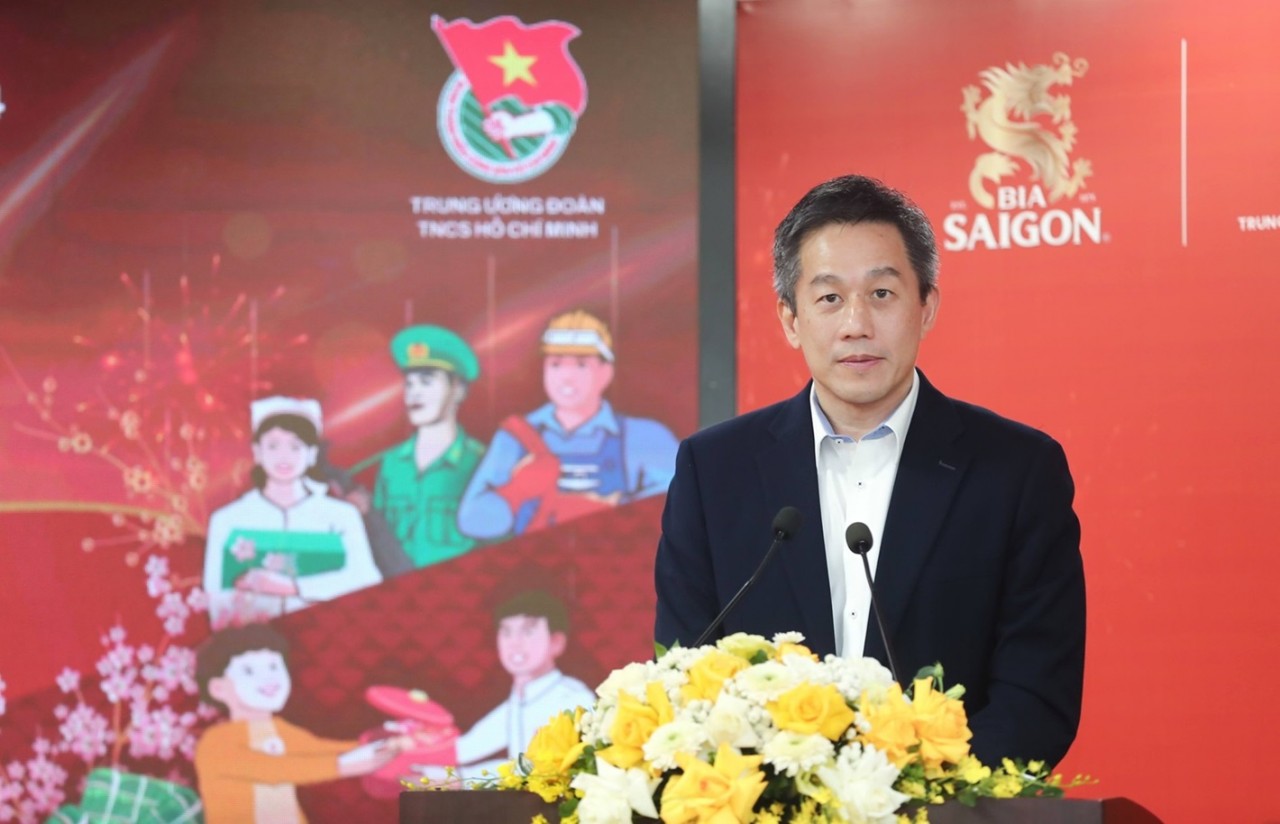 Khởi động chương trình 'Tết sẻ chia, năm Rồng khởi sắc' Khởi động chương trình 'Tết sẻ chia, năm Rồng khởi sắc'