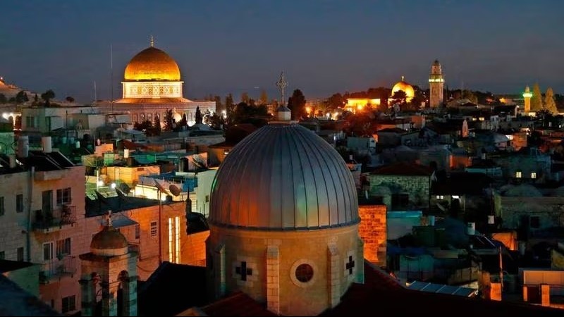 Hamas phóng loạt rocket vào Jerusalem, hệ thống Vòm Sắt được kích hoạt; Mỹ nhất trí với Israel một điều