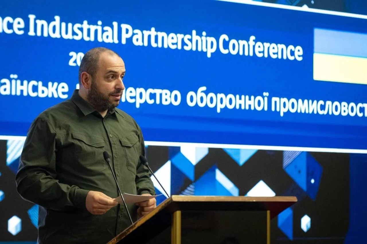 Ukraine ký hàng chục thỏa thuận hợp tác sản xuất vũ khí với phương Tây Ukraine ký hàng chục thỏa thuận hợp tác sản xuất vũ khí với phương Tây