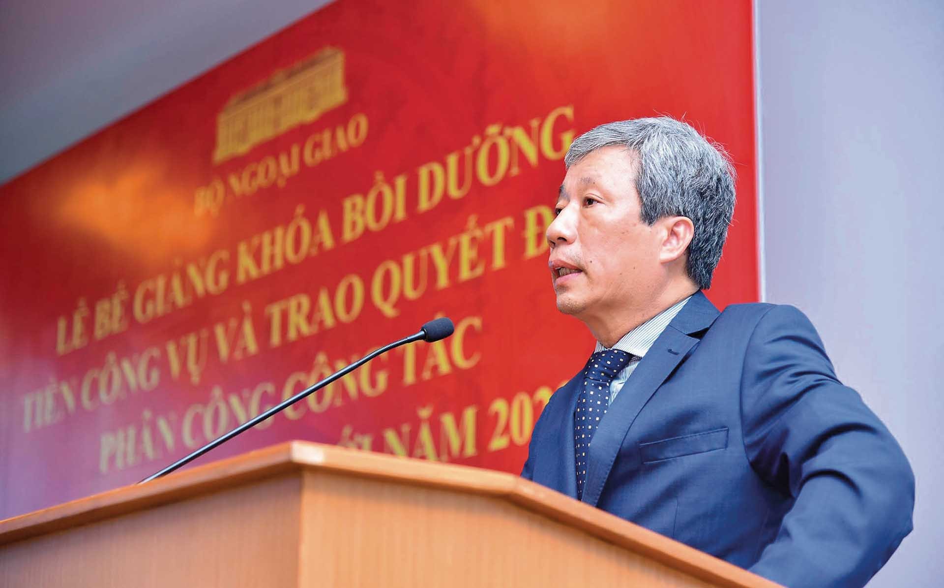 Vụ trưởng Vụ Tổ chức cán bộ Trần Ngọc An Vụ trưởng Vụ Tổ chức cán bộ Trần Ngọc An