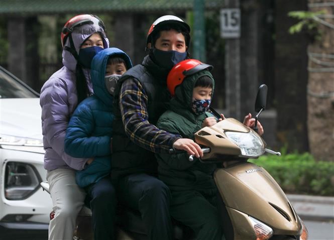 Người Hà Nội trong đợt rét đậm đầu Đông Người Hà Nội trong đợt rét đậm đầu Đông