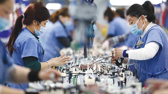 Lĩnh vực nào của Trung Quốc đang là 'thỏi nam châm' hút vốn đầu tư nước ngoài?