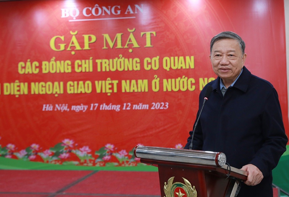 (12.18) Bộ trưởng Bộ Công an Tô Lâm phát biểu tại buổi gặp mặt. (Nguồn: CAND) (12.18) Bộ trưởng Bộ Công an Tô Lâm phát biểu tại buổi gặp mặt. (Nguồn: CAND)