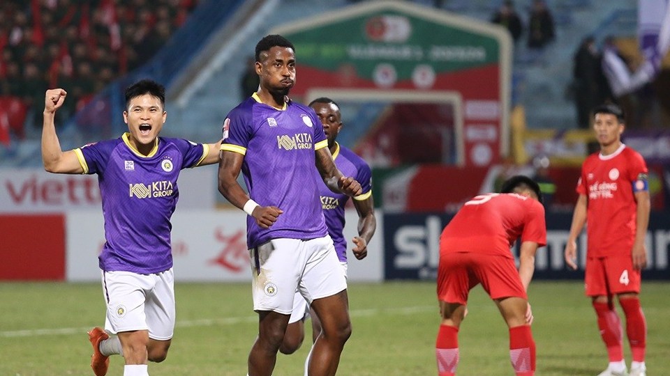 V-League 2023/24: Những hình ảnh trong trận đấu Hà Nội FC chiến thắng 2-0 trước Viettel