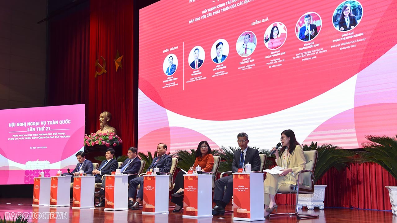 (Trực tuyến) Đẩy mạnh công tác đối ngoại và hội nhập quốc tế đáp ứng yêu cầu phát triển của các địa phương trong tình hình mới