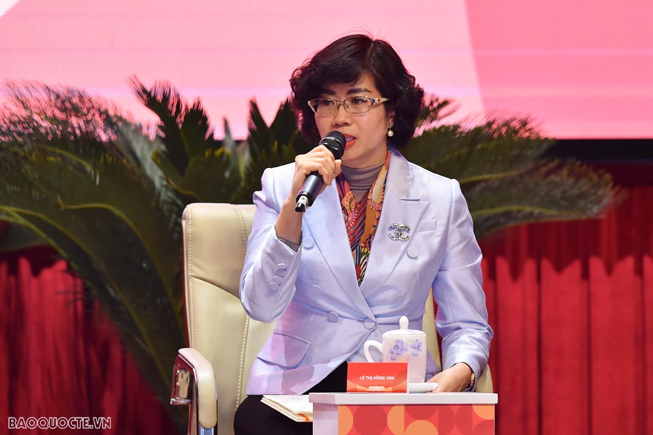 (Trực tuyến) Đổi mới sáng tạo, nâng cao hiệu quả công tác đối ngoại phục vụ phát triển bền vững của các địa phương (Trực tuyến) Đổi mới sáng tạo, nâng cao hiệu quả công tác đối ngoại phục vụ phát triển bền vững của các địa phương