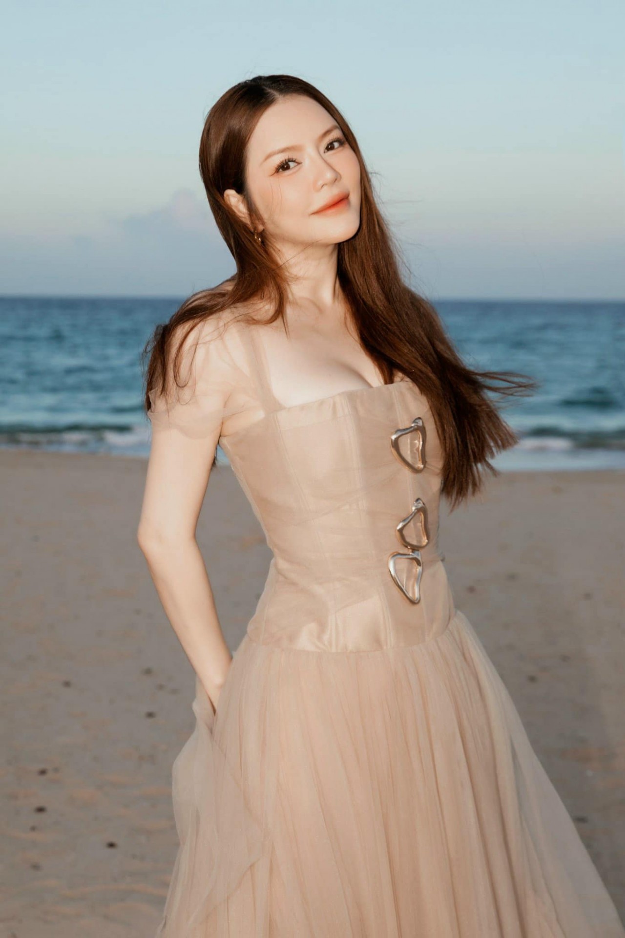 Diễn viên Lý Nhã Kỳ