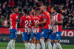 Thắng đậm Alaves, Girona trở lại vị trí dẫn đầu bảng xếp hạng La Liga 2023/24, bỏ nhiều 'ông lớn' lại phía sau