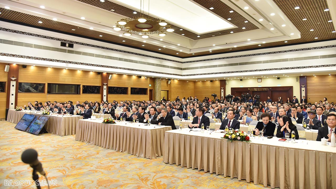 Toàn cảnh Lễ khai mạc Hội nghị Ngoại giao 32 qua ảnh