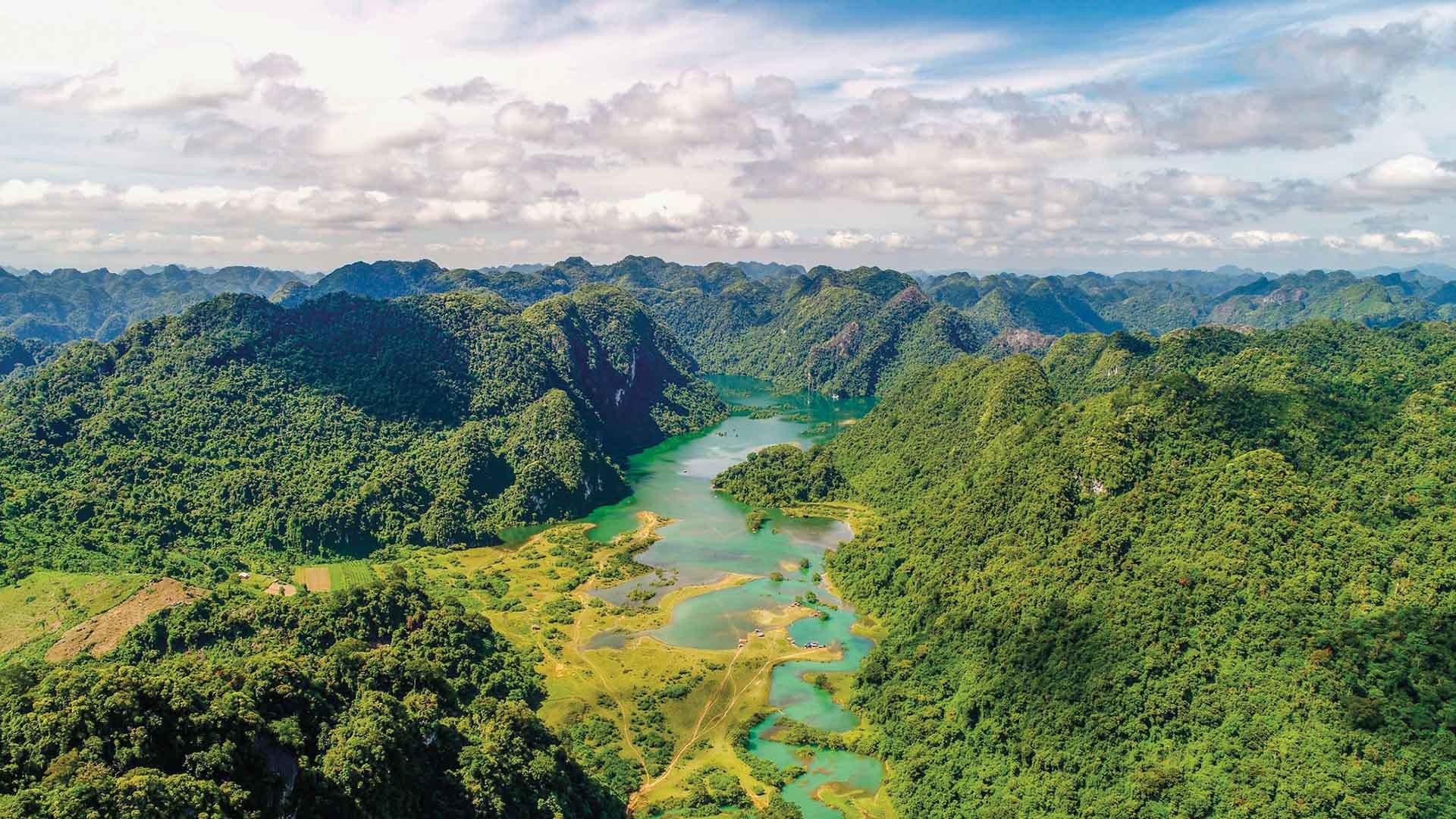 Công viên địa chất Lạng Sơn được lập hồ sơ trình UNESCO công nhận là Công viên địa chất toàn cầu UNESCO. Công viên địa chất Lạng Sơn được lập hồ sơ trình UNESCO công nhận là Công viên địa chất toàn cầu UNESCO.