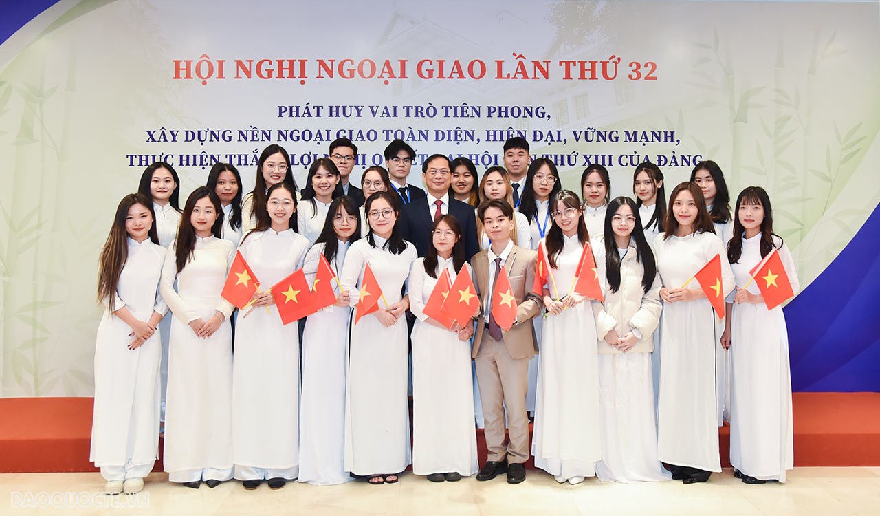 Toàn cảnh Lễ khai mạc Hội nghị Ngoại giao 32 qua ảnh