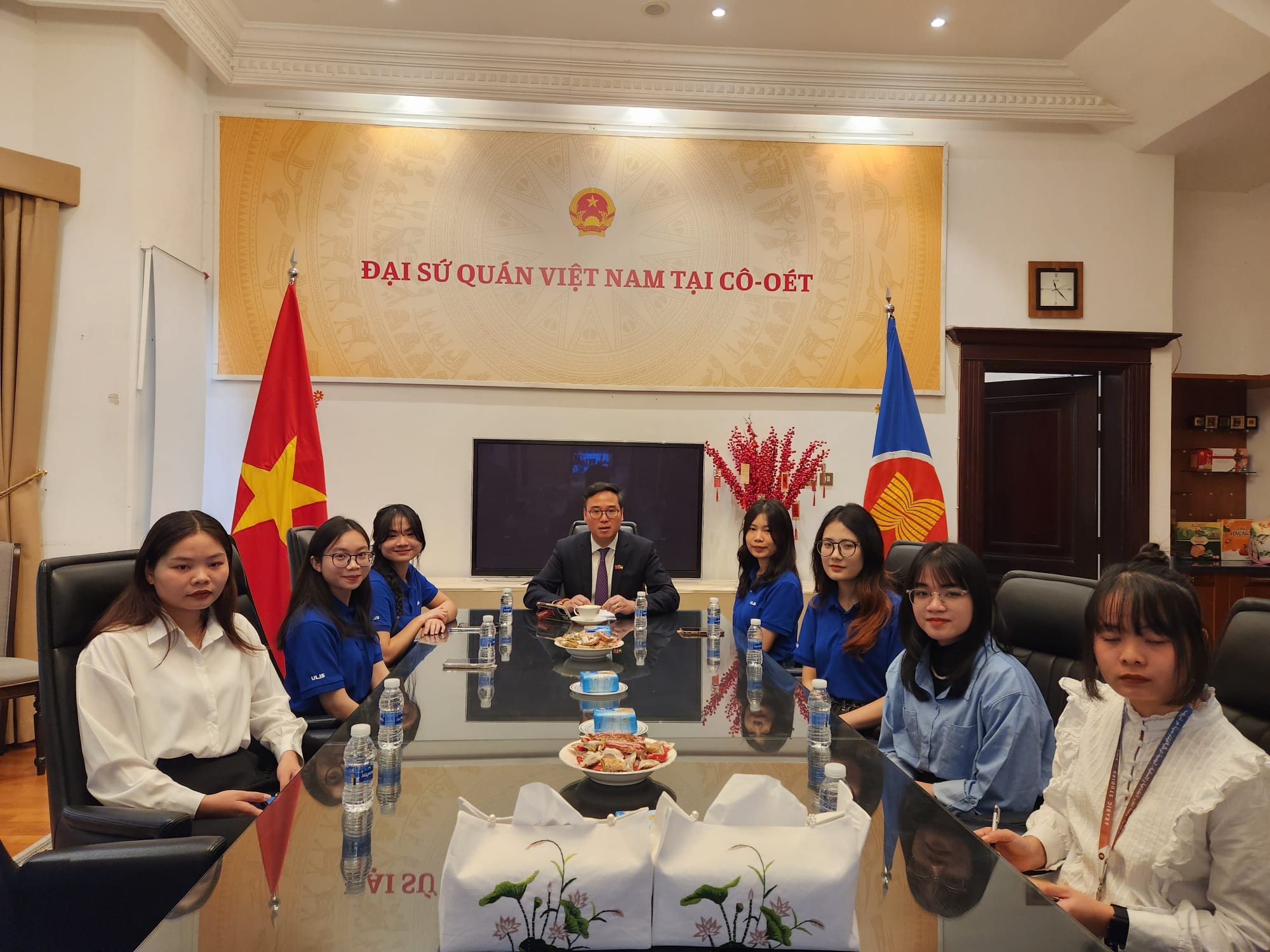 Ngày Quốc tế tiếng Arab: Biết thêm một ngôn ngữ, thêm nhiều cơ hội cho tương lai Ngày Quốc tế tiếng Arab: Biết thêm một ngôn ngữ, thêm nhiều cơ hội cho tương lai