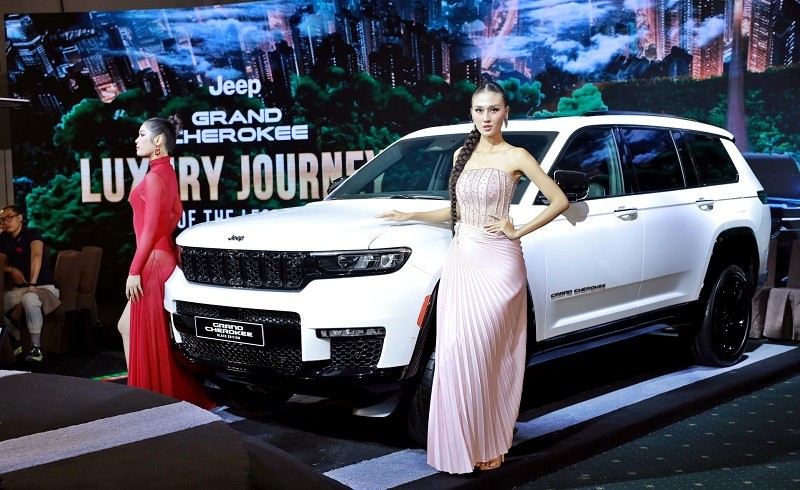 Jeep Grand Cherokee L 2023 bản đặc biệt Black Edition. Jeep Grand Cherokee L 2023 bản đặc biệt Black Edition.