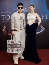 Đàm Vĩnh Hưng, Nguyên Vũ cùng dàn ca sĩ tới họp báo, chúc mừng Tố My ra mắt dự án âm nhạc