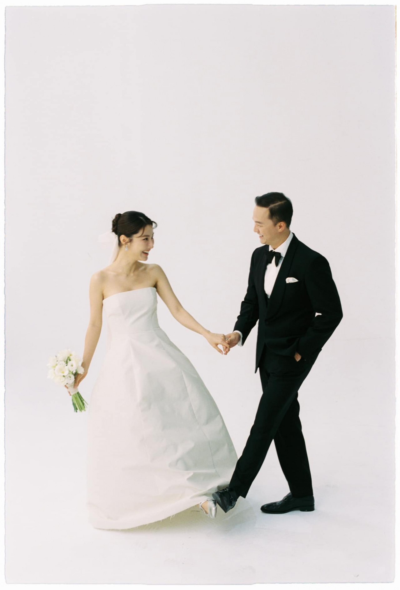 Ngắm ảnh cưới đẹp nên thơ của Diễm My 9X Ngắm ảnh cưới đẹp nên thơ của Diễm My 9X