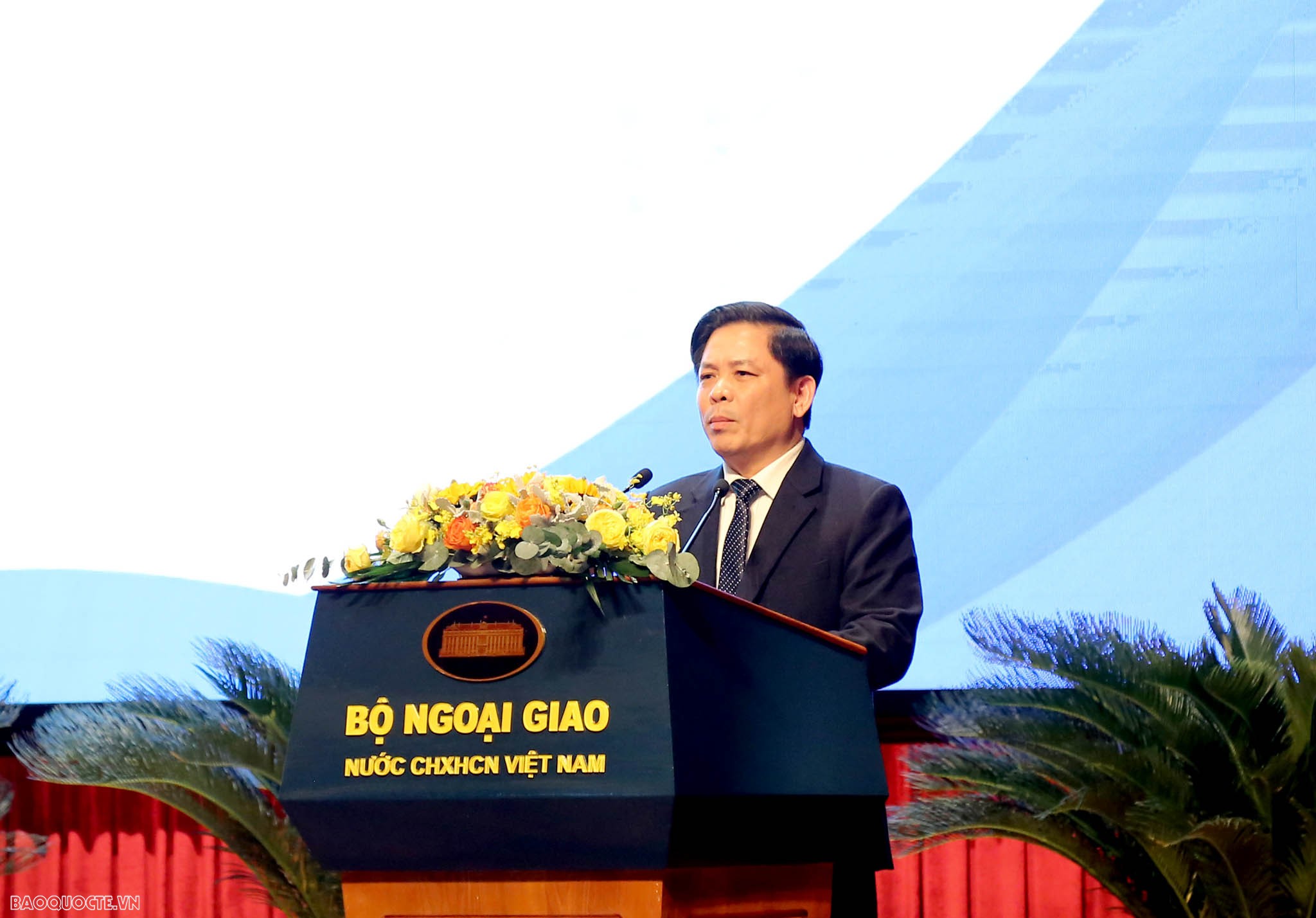 Hội nghị Ngoại giao 32: Công tác Đảng góp phần hiện thực hóa tầm nhìn và khát vọng phát triển đất nước Hội nghị Ngoại giao 32: Công tác Đảng góp phần hiện thực hóa tầm nhìn và khát vọng phát triển đất nước