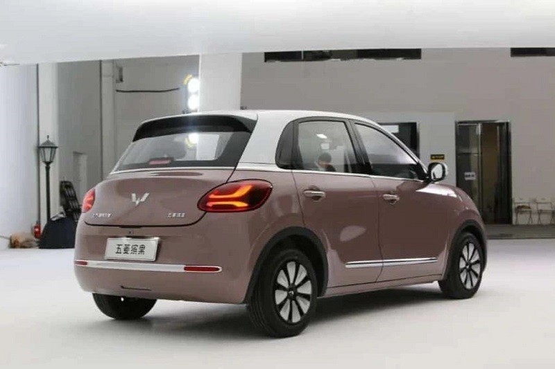 Cận cảnh Wuling Bingo EV vừa ra mắt tại Indonesia, giá từ 561 triệu đồng Cận cảnh Wuling Bingo EV vừa ra mắt tại Indonesia, giá từ 561 triệu đồng