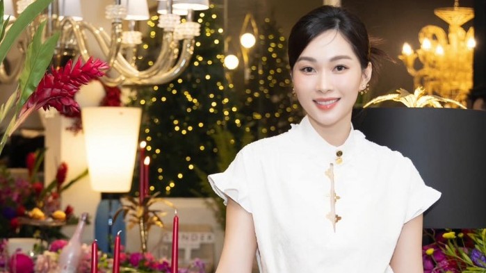 Vẻ đẹp trong trẻo, cuốn hút của Hoa hậu Đặng Thu Thảo