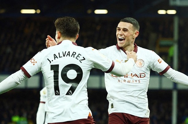 Ngoại hạng Anh: Hình ảnh trận đấu Man City vượt trội, thắng ngược Everton bằng tỷ số đậm